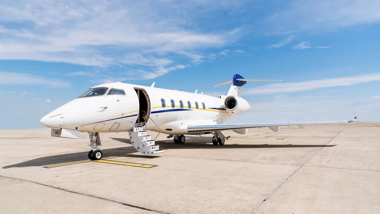 Super Midsize Jet